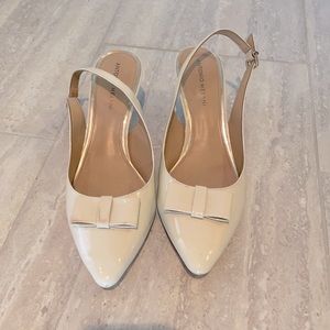 Antonio Melani Kitten patent heels